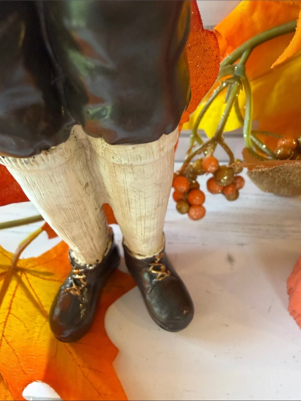 Autumn Harvest Couple Figurines in Orange - Seasonal Table Decor